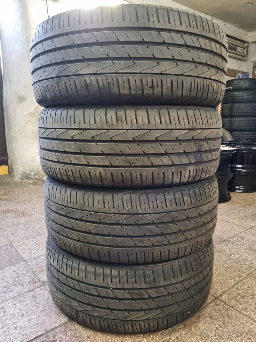 Hankook Ventus S1 evo 2 SUV 235/50 R19