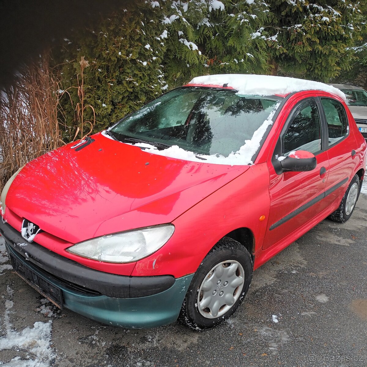 peugeot 206 1,4 55 KW R.V.2002