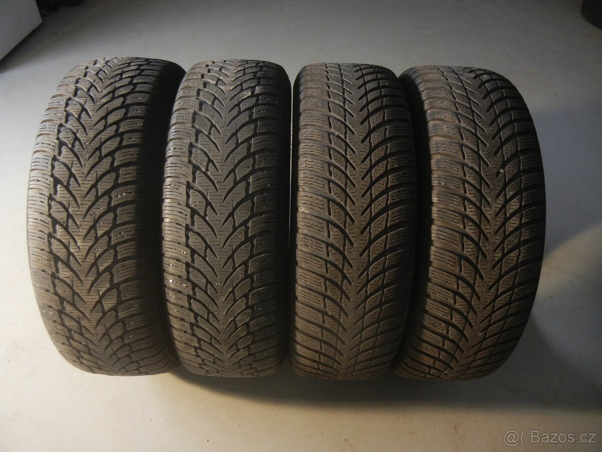 Zimní pneu Nokian 215/65R17