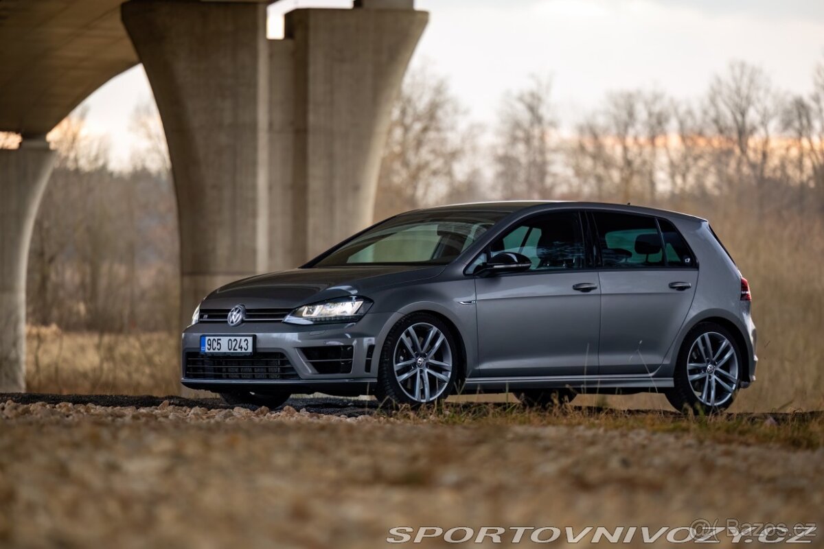 VW Golf R 2016