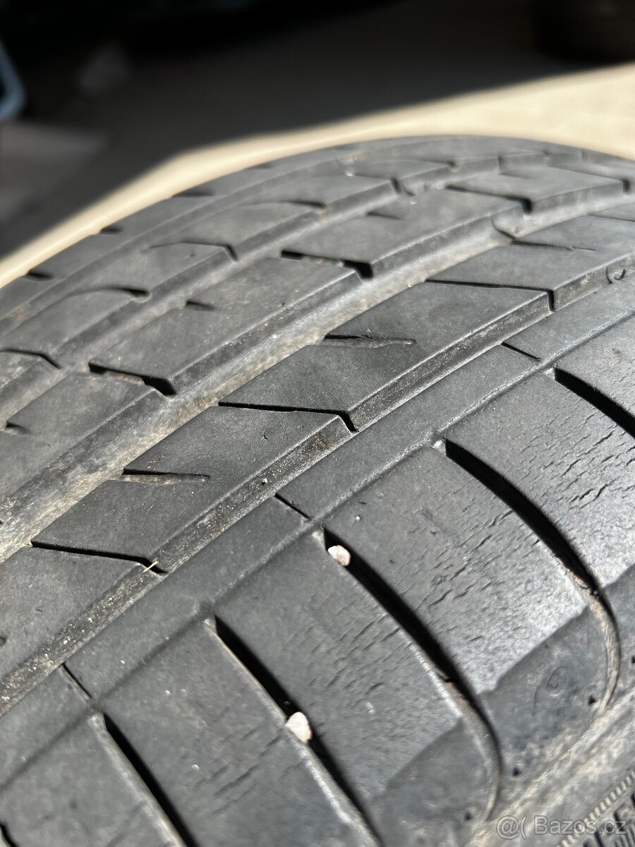 LETNÍ: Nexen 215/55 R17