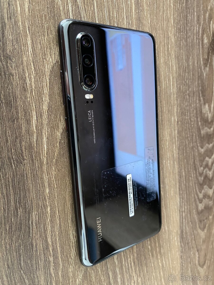 HUAWEI P30 černá