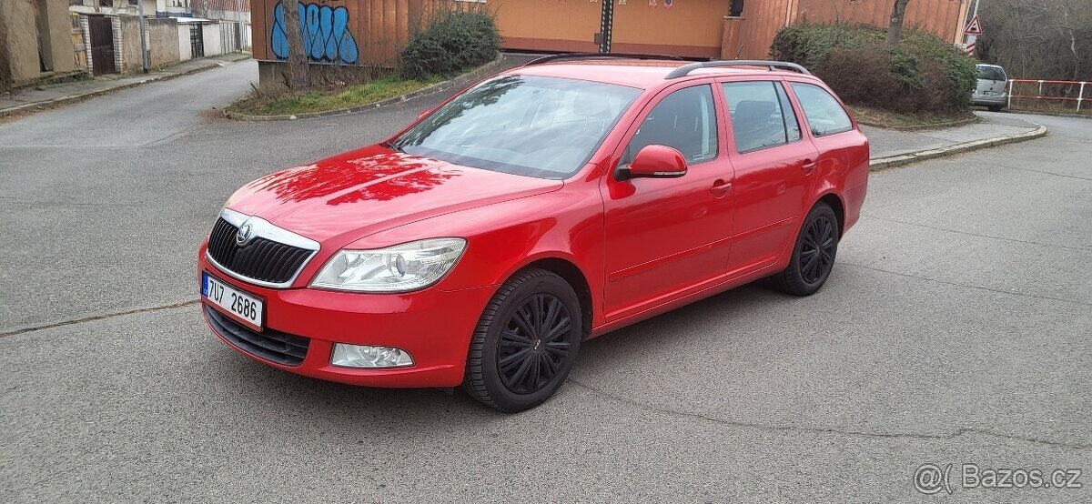 Škoda Octavia combi II 1.6 TDI Elegance rv 2010 CZ-TOP