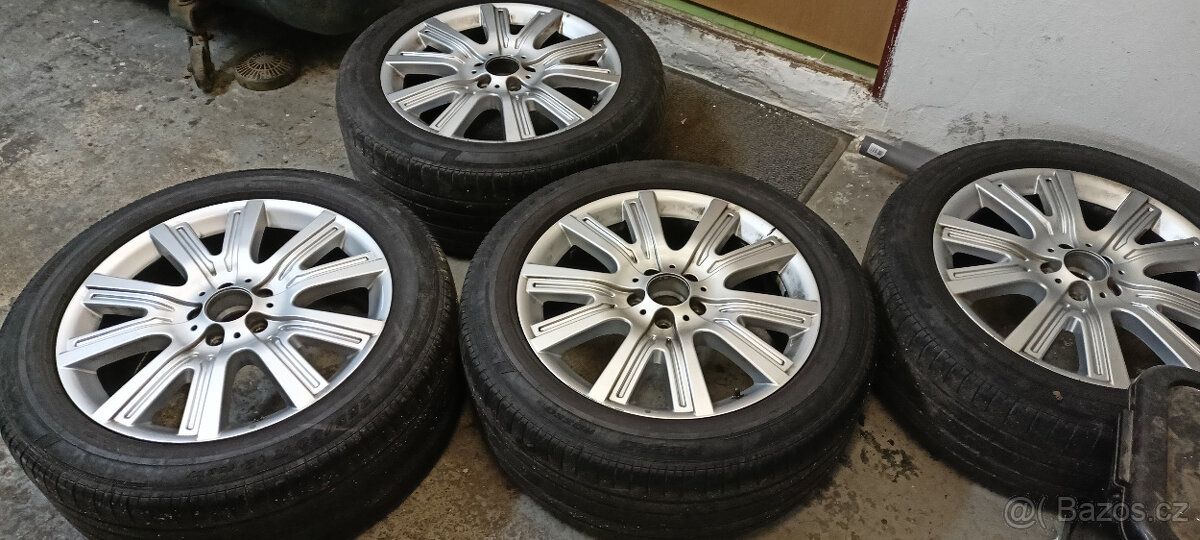 8,5x19",5x112,ET62 original Mercedes ML-velmi zachovalé.