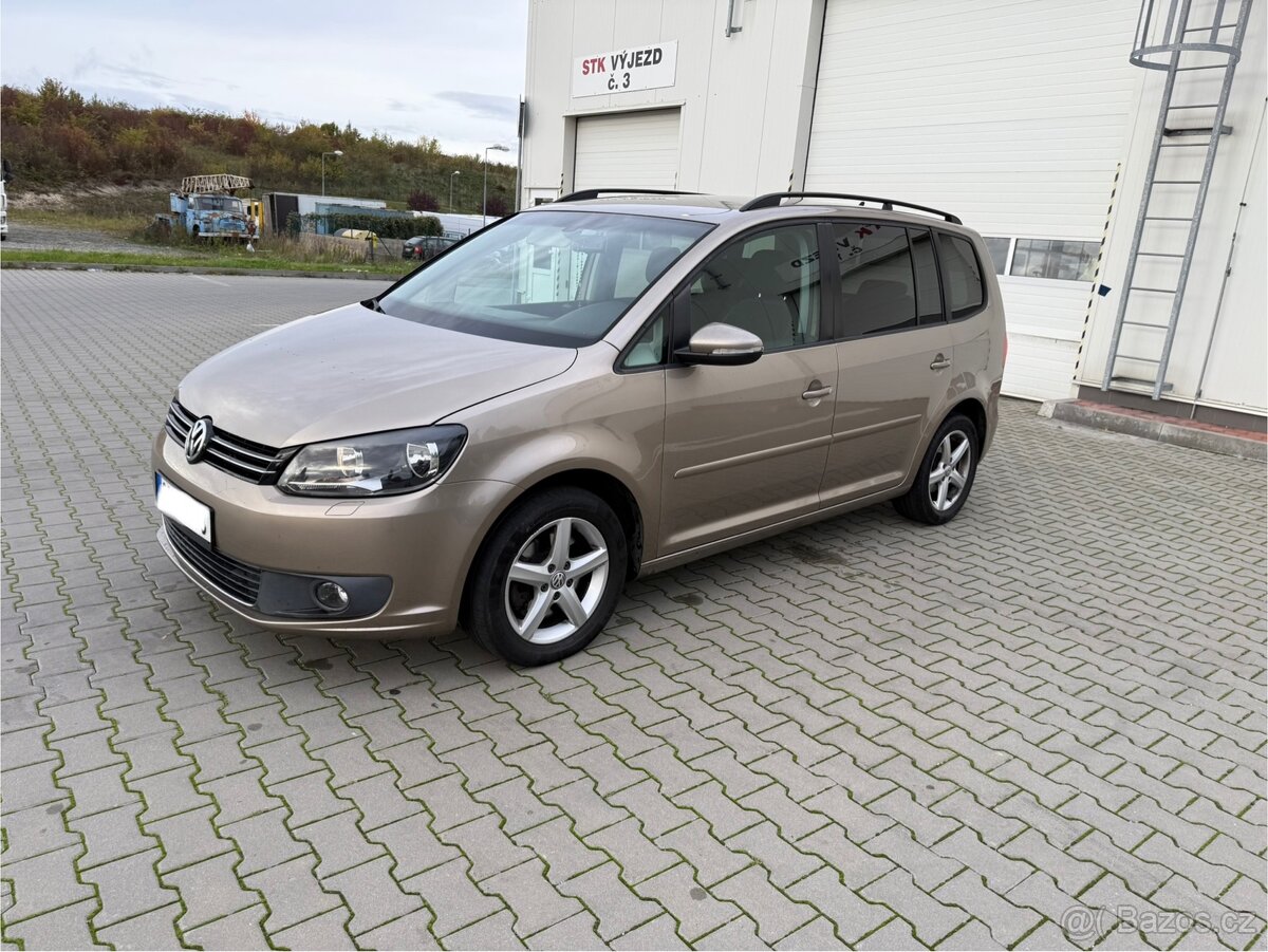 Volkswagen Touran 2.0 tdi 103 kw 2012