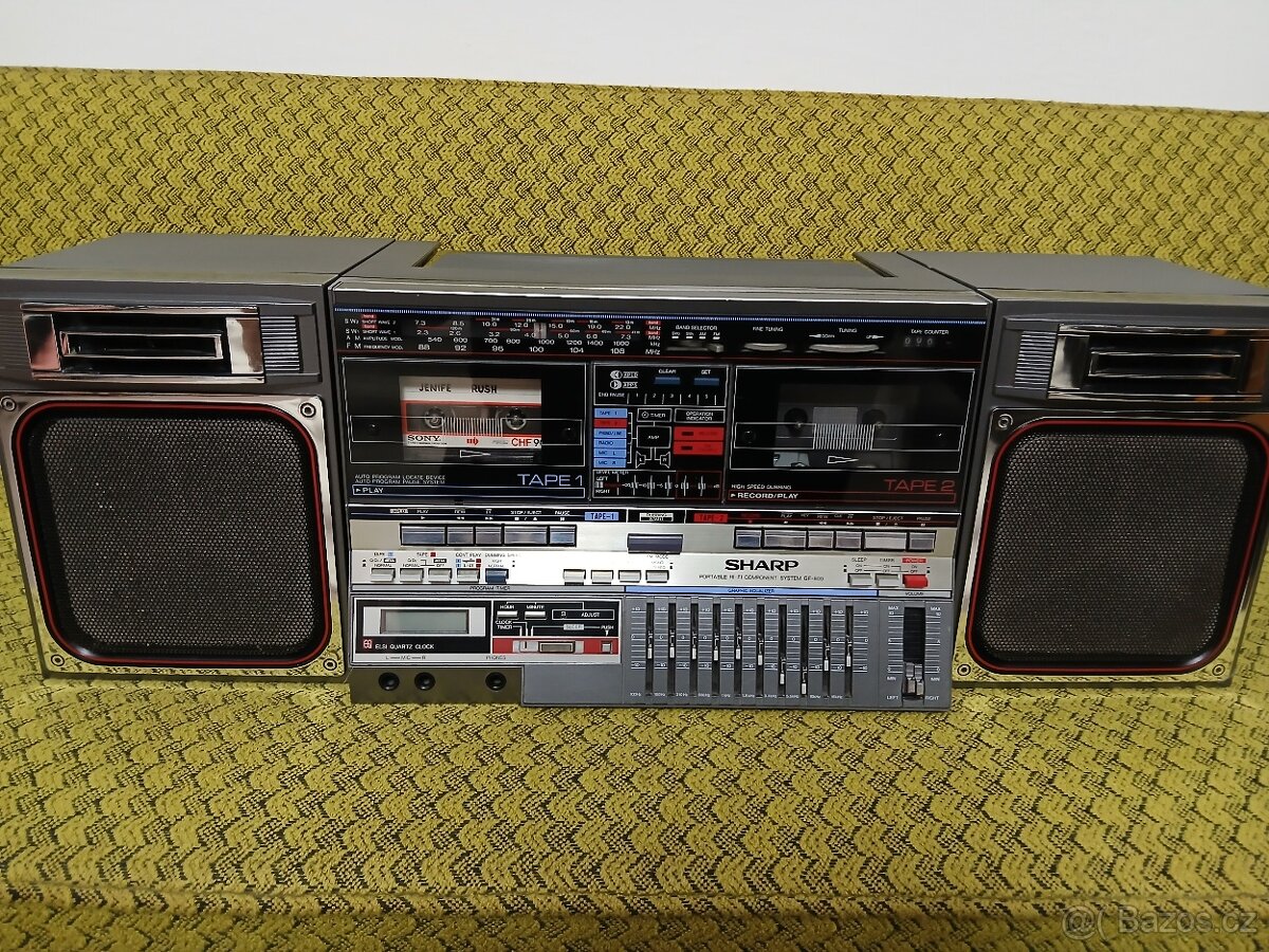 Retro boombox Sharp GF-800Z