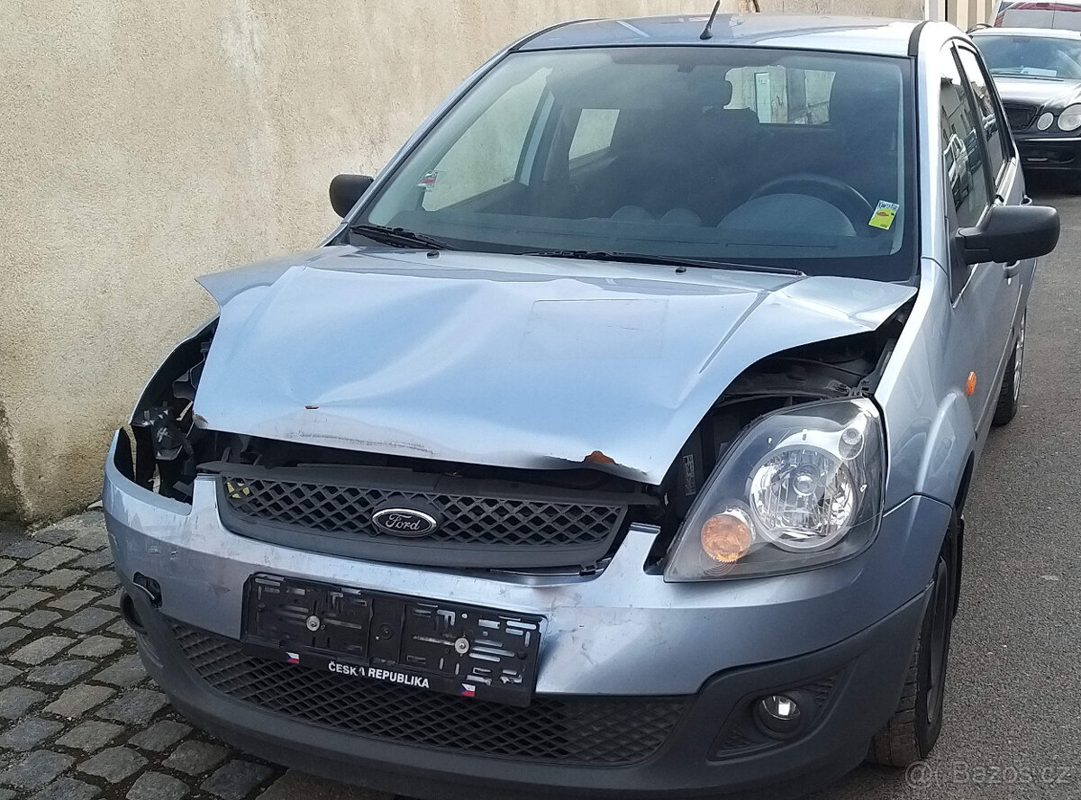 Ford Fiesta model 02-07 -použité náhradní díly z tohoto vozu