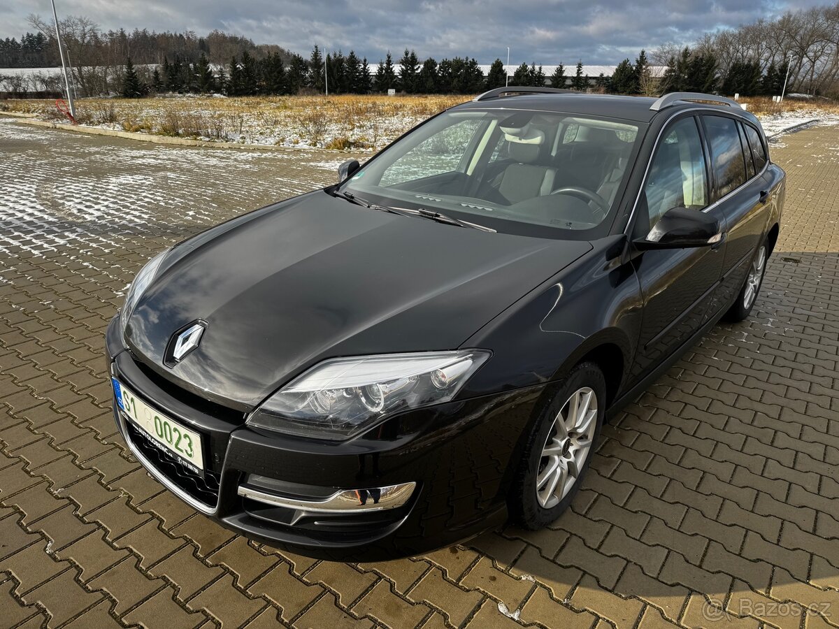 Renault Laguna 2.0Dci 110Kw Polokuže, R-Link