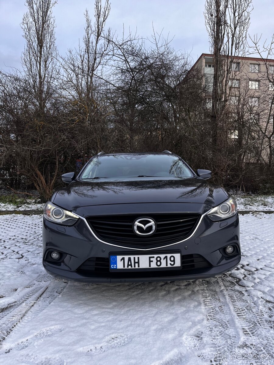 Mazda 6 2.2 turbodiesel  Ve výbavě Sports-Line