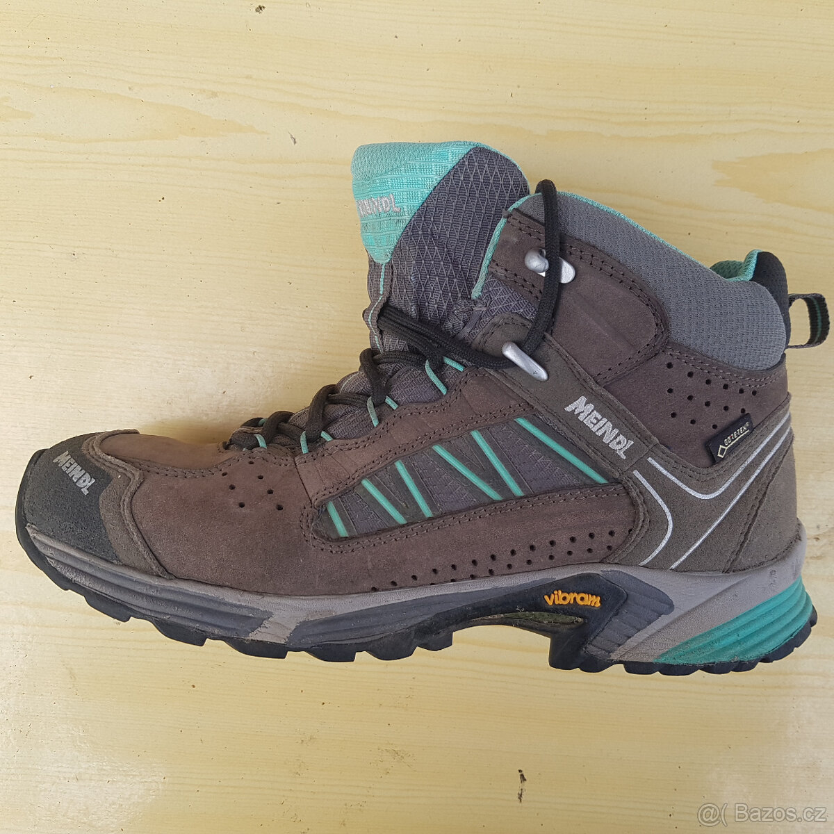 NOVÉ MEINDL GORE-TEX vel 38.5