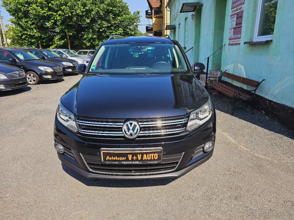 Tiguan 2,0TDi 103KW Sport § STYLE PANORAMA 2012 206tkm, TZ,