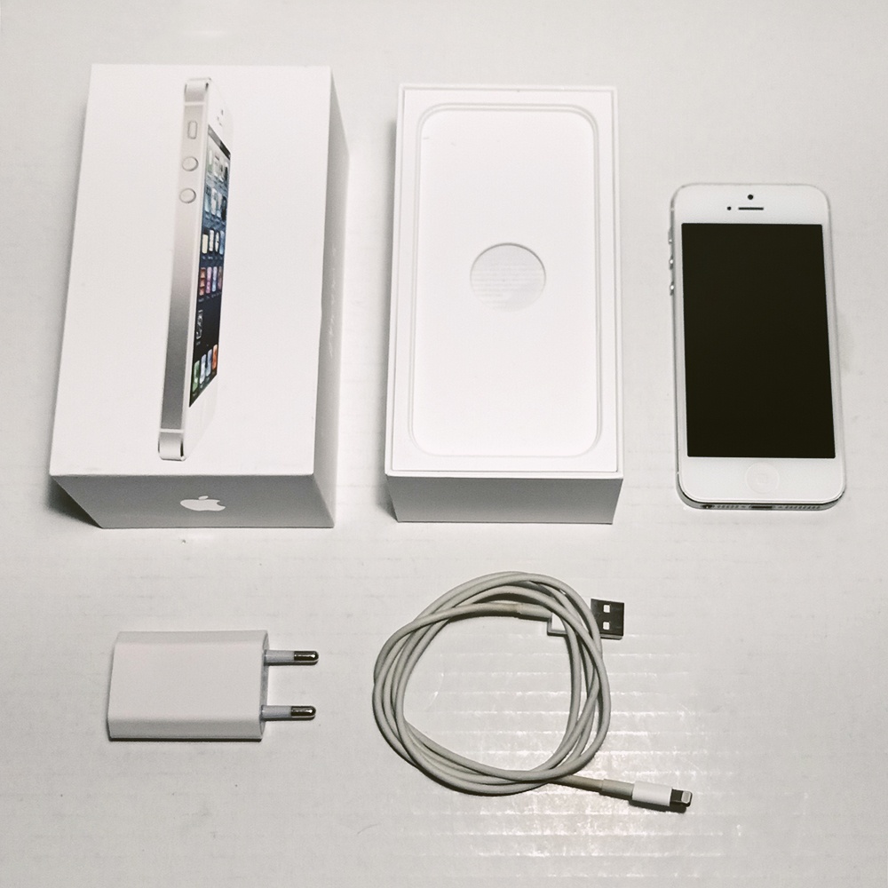 Apple iPhone 5, 16 GB, plně funkční + Originální krabice