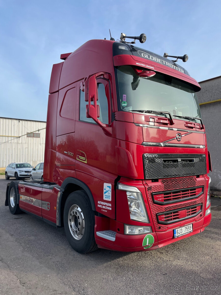 VOLVO FH500 4x2 - tahač návěsů (v provozu od 2019)