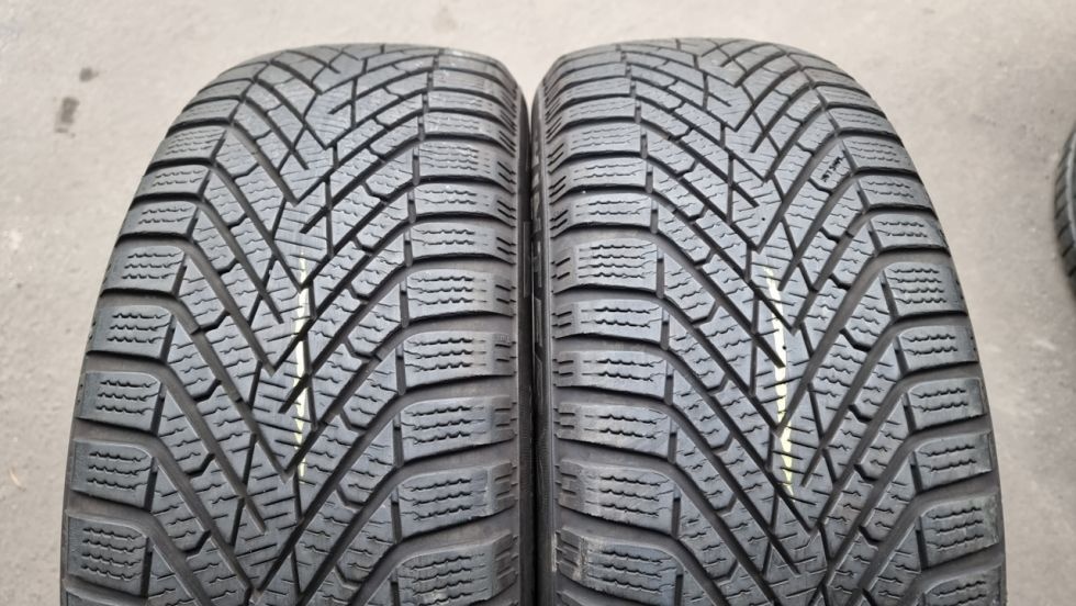 Zimní pneu 205/55/16 Pirelli