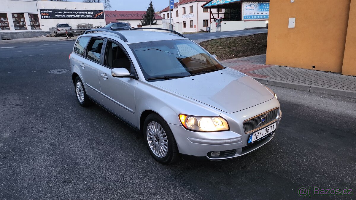 Volvo v50 2.0D 100kw TOP