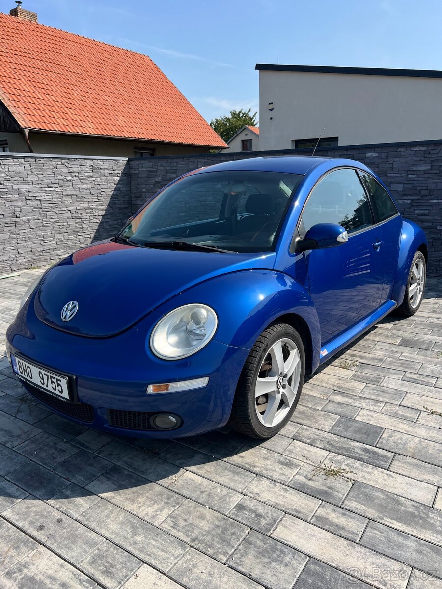 Volkswagen New Beetle 1.6, Automat, Facelift