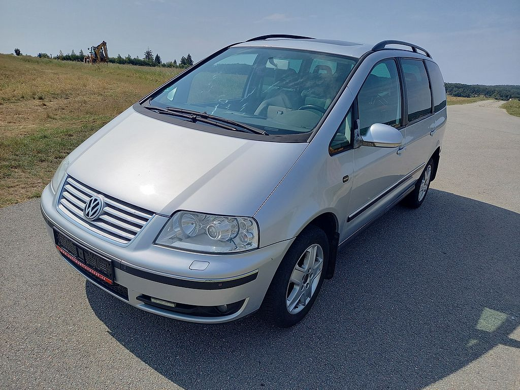 Volkswagen Sharan, 1.9Tdi digiklima+navi+xenon+alu.+7Míst