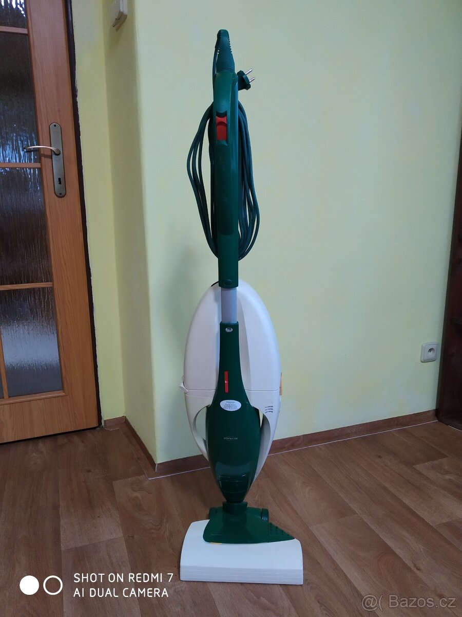 Prodám Vysavač VORWERK KOBOLD 131 s elektronickou klepaci hl