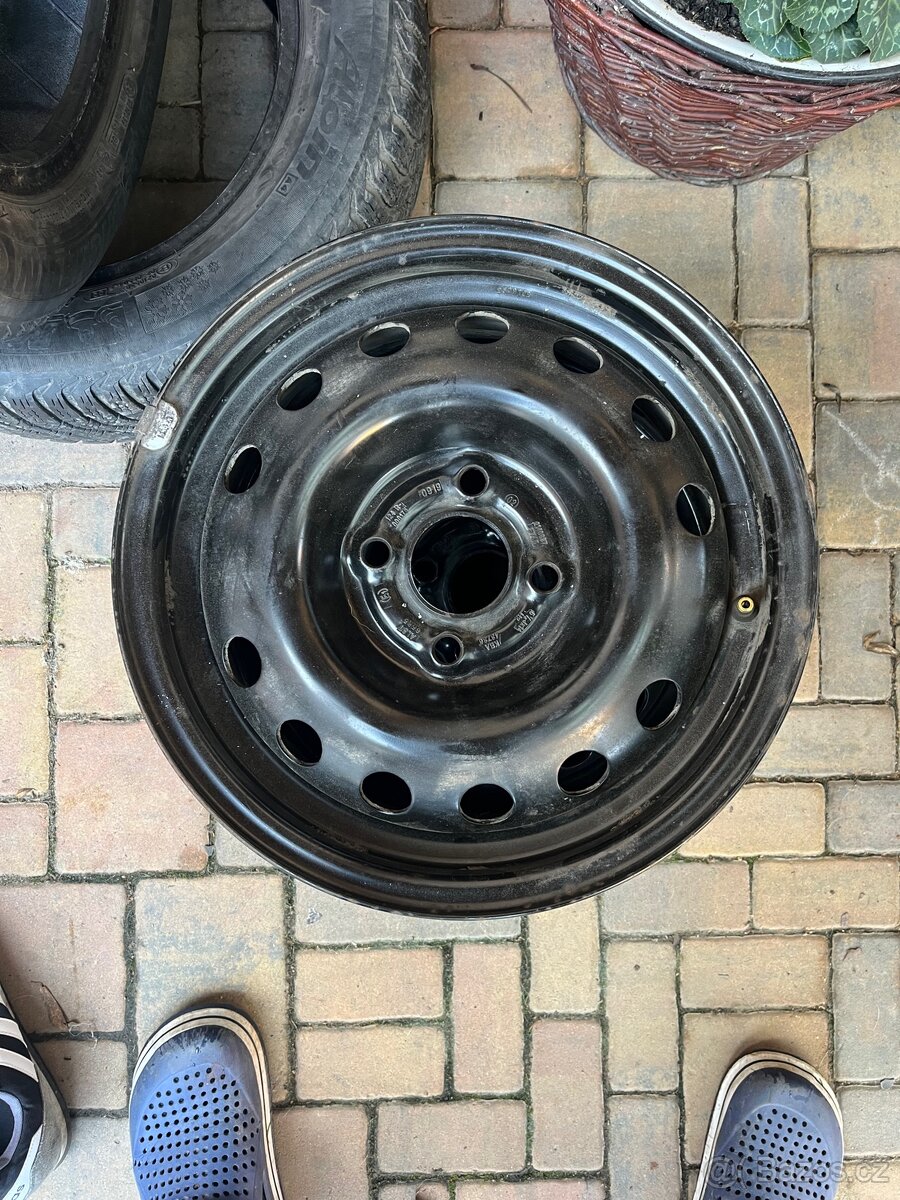 Sada plechových disků 4x 100 51/2 J x 14 ET 45 Chvrolet/Opel