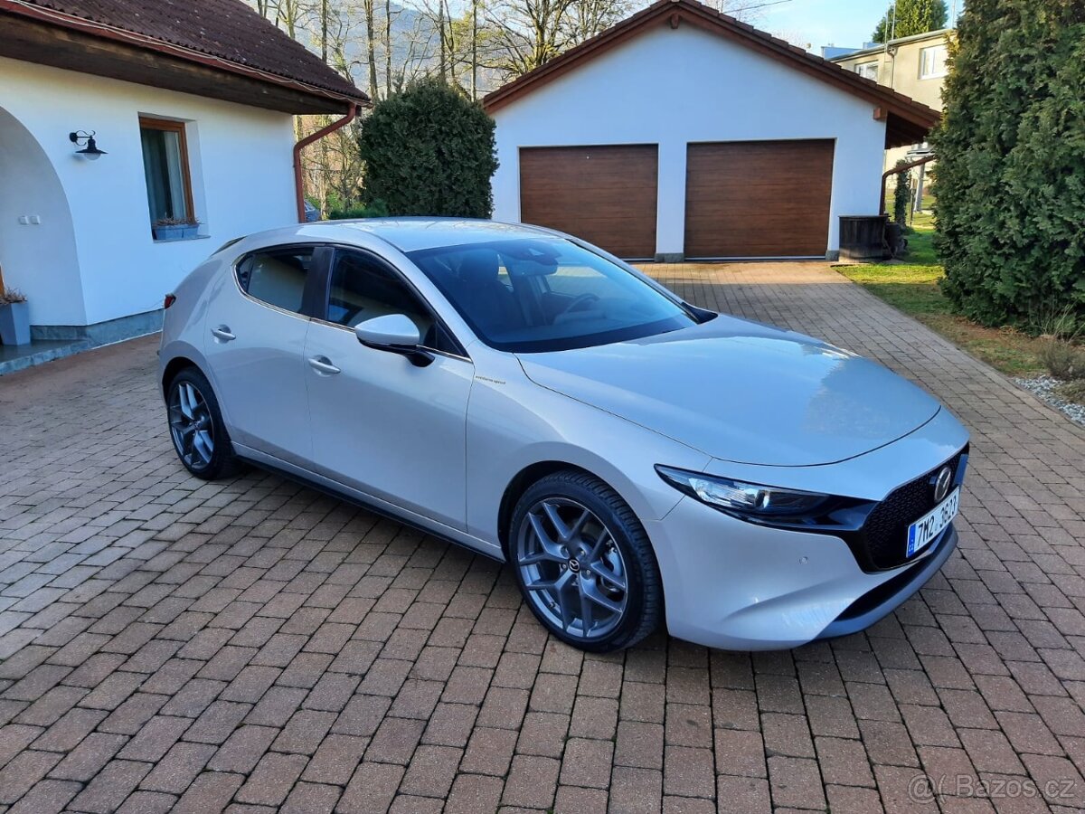 Mazda 3, 2.0 eSkyactiv G150, 6/2022, 24tkm, CZ