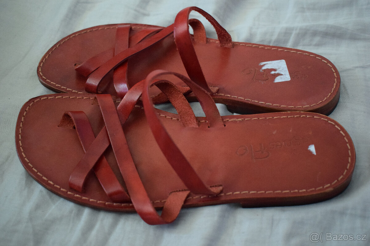 Sandály celokožené červené