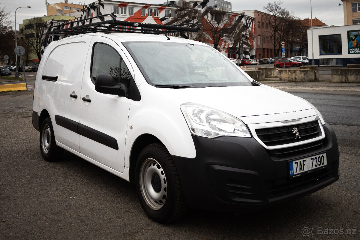 PRONÁJEM AUTA PRAHA / Peugeot Partner FURGON ACCESS L2.6