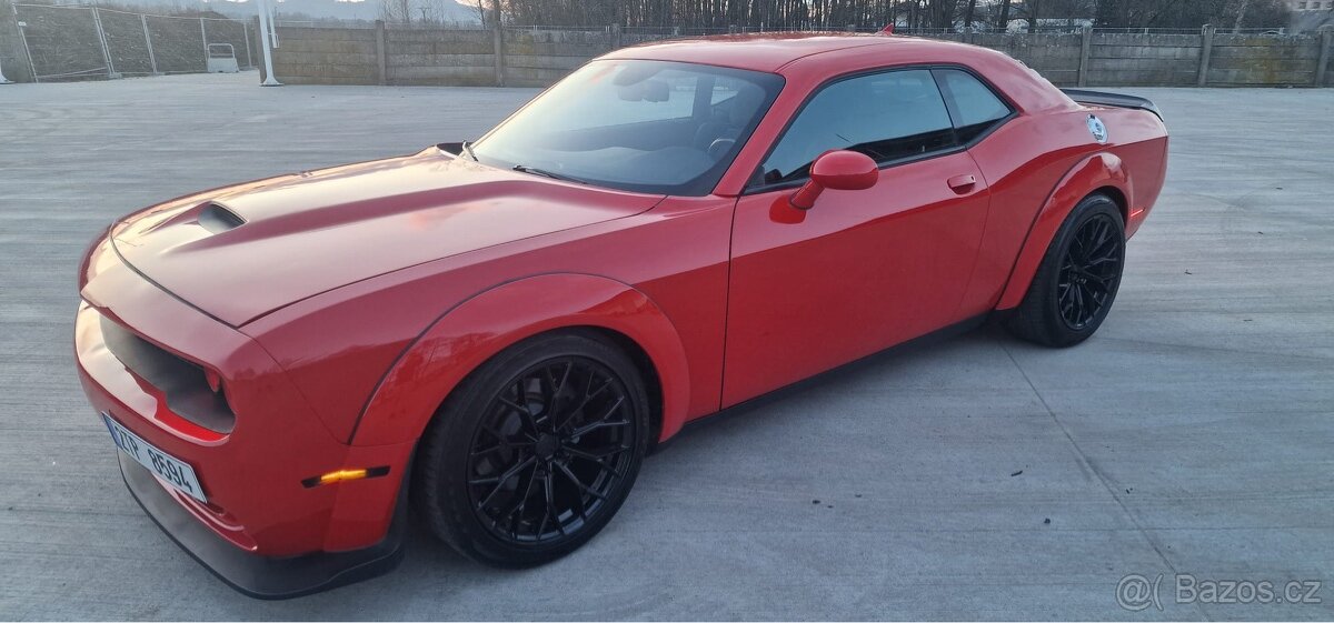 Dodge Challenger R/T 5.7 V8 Hemi Widebody 2019