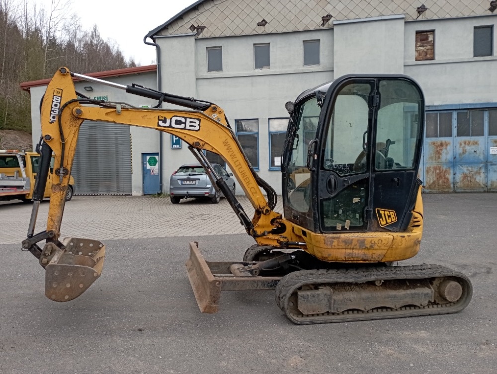 Prodám JCB 8030