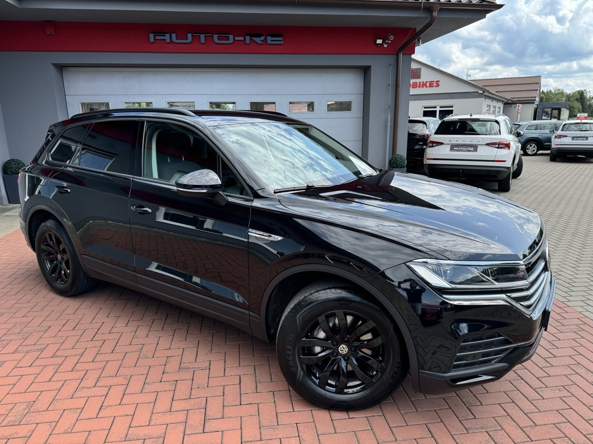 Volkswagen Touareg 3.0TDi 170kW Full LED Navi Digi Klima