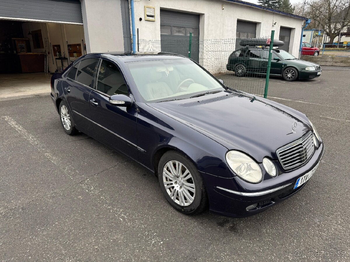 Mercedes-Benz E w211 2005 elegance