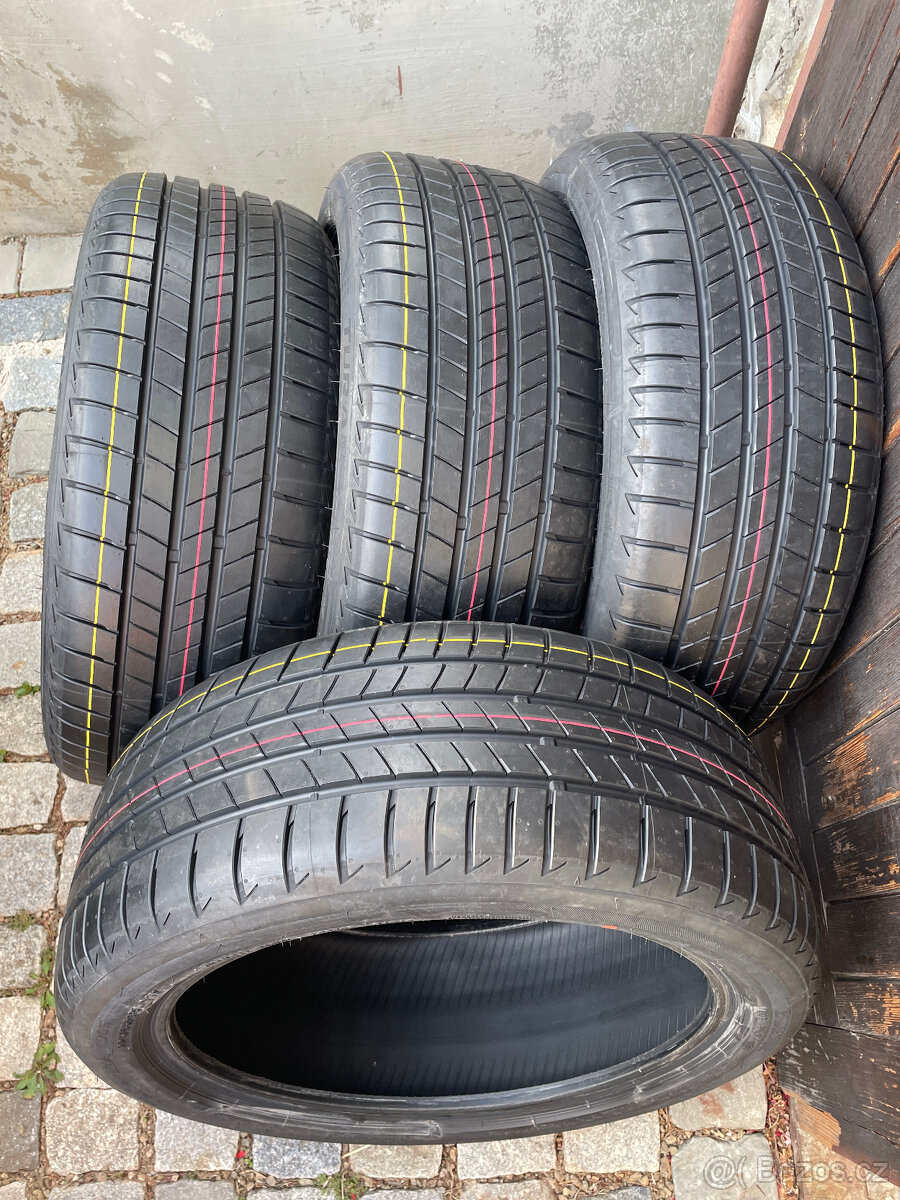 NOVÉ LETNÍ BRIDGESTONE TUR. T005 225/45/18 91Y DOT2024