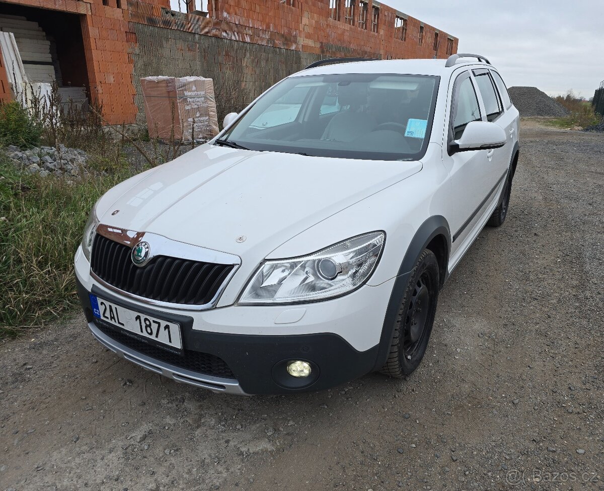 Octavia 2 FL 2.0 tdi Scout DSG naj.207tkm