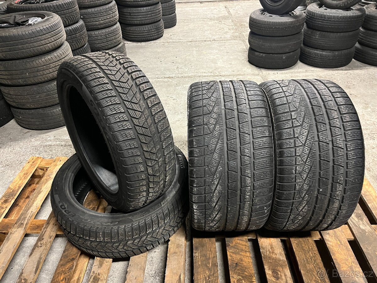 ZIMNÍ SADA PNEUMATIK 2KS 285/35 99V R19, 235/45 R19 99V