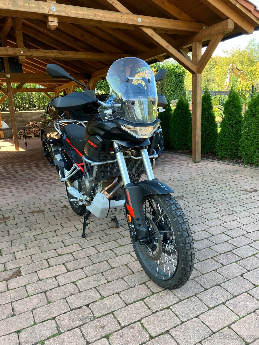 Aprilia Tuareg 660 s kompletní výbavou