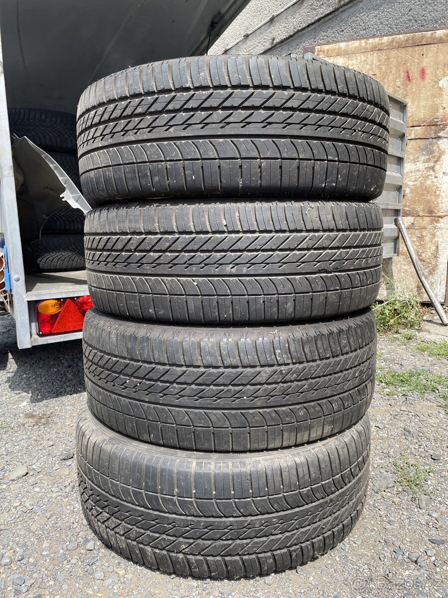 255/55/20 GoodYear Eagl F1M+S