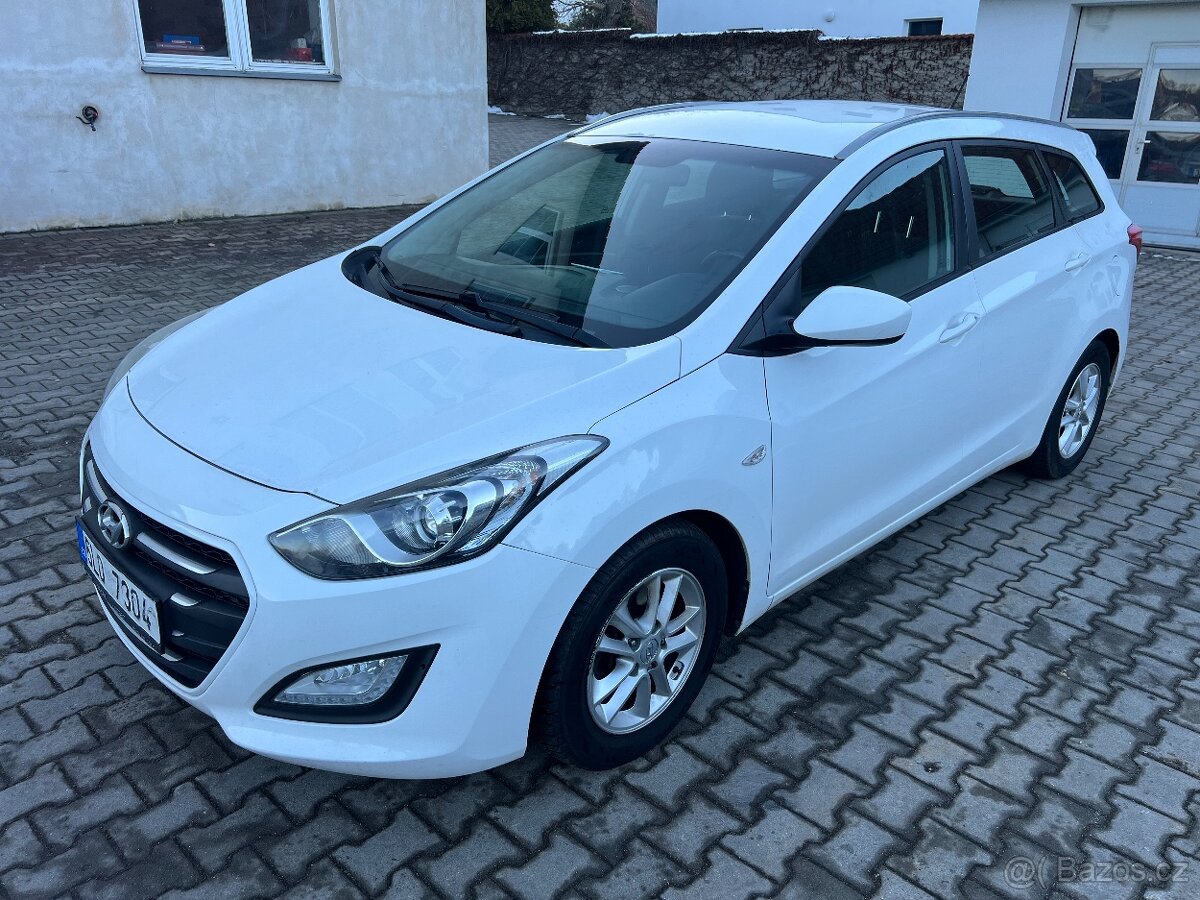 Prodám Hyundai i30 kombi, 1,6 CRDI