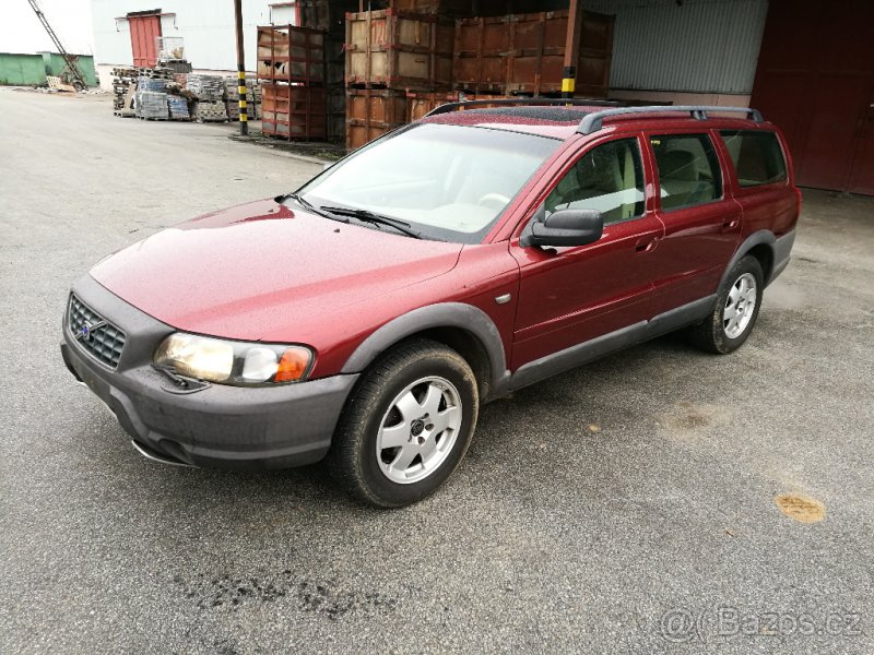 volvo XC70 2001 2,4T 147kw 2ks