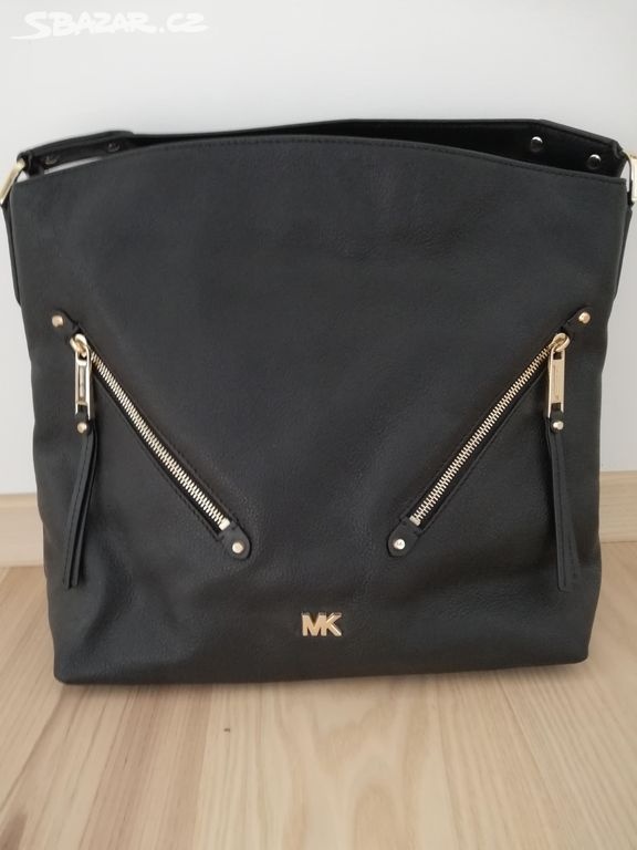 Michael Kors 30T8GZUH7L černá