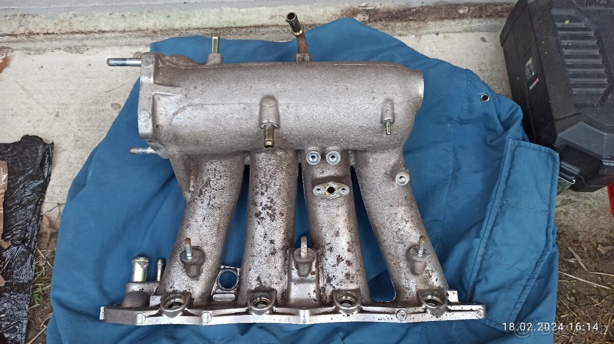 B18c6 sací Manifold