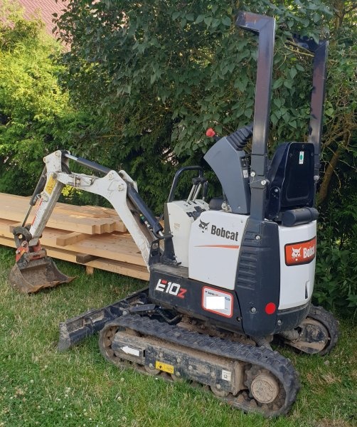 1.2t/71-110cm minirypadlo Bobcat E10Z + vrták