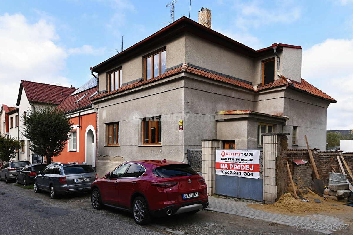 PRODEJ DOMU 303 M2 O DISPOZICI 4+1, NA POZEMKU 751 M2, ERBEN