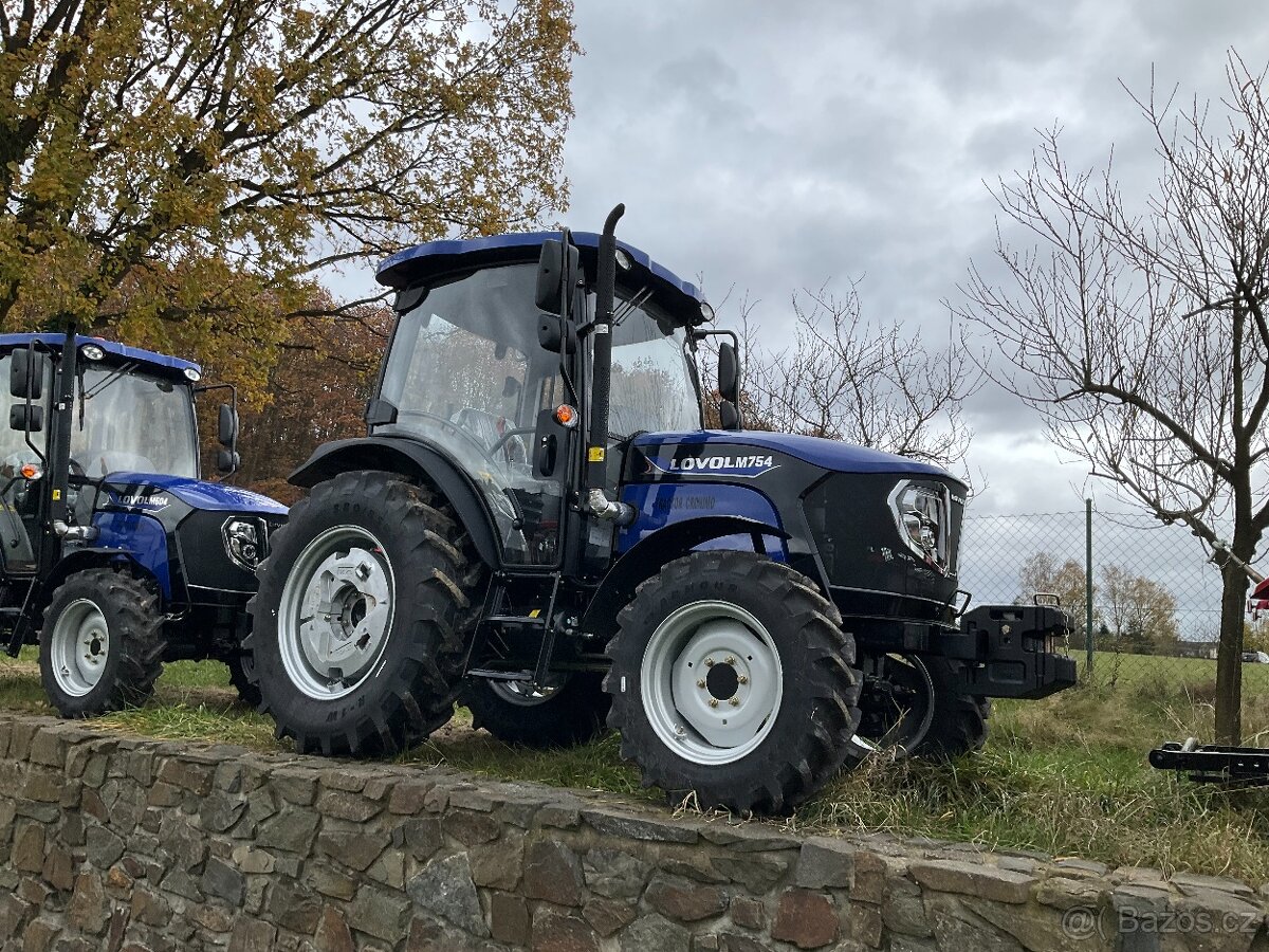 Traktor LOVOL M754, o výkonu 75 HP s kabinou