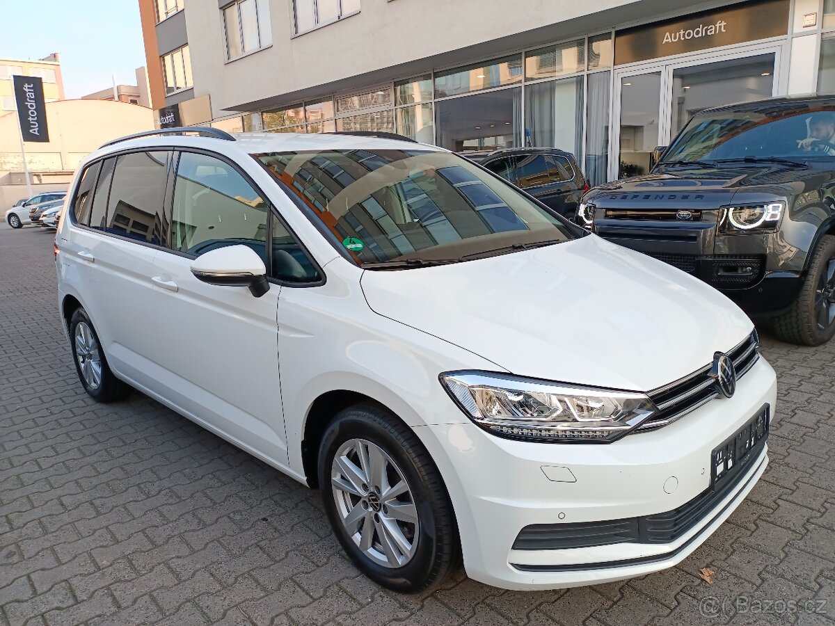 VW Touran 2.0TDI 110kW DSG ACC Navi DAB ERGO Full LED