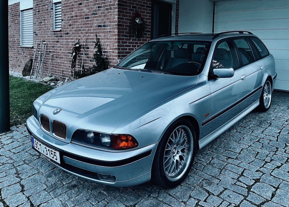 DOHODA E39 BMW 540iA Touring 1998, Unikátní stav