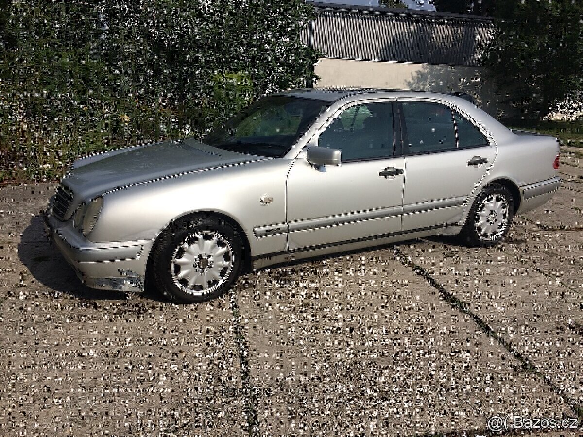 Prodám Mercedes Benz W210 E 290TD, r.v. 1997, automat.