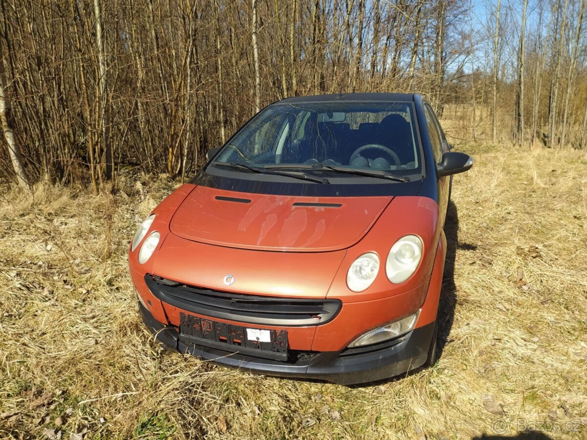 Smart Forfour 1.3 (bouraný-opravitelný)