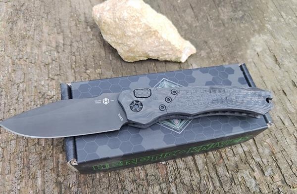 Heretic knives Wraith auto