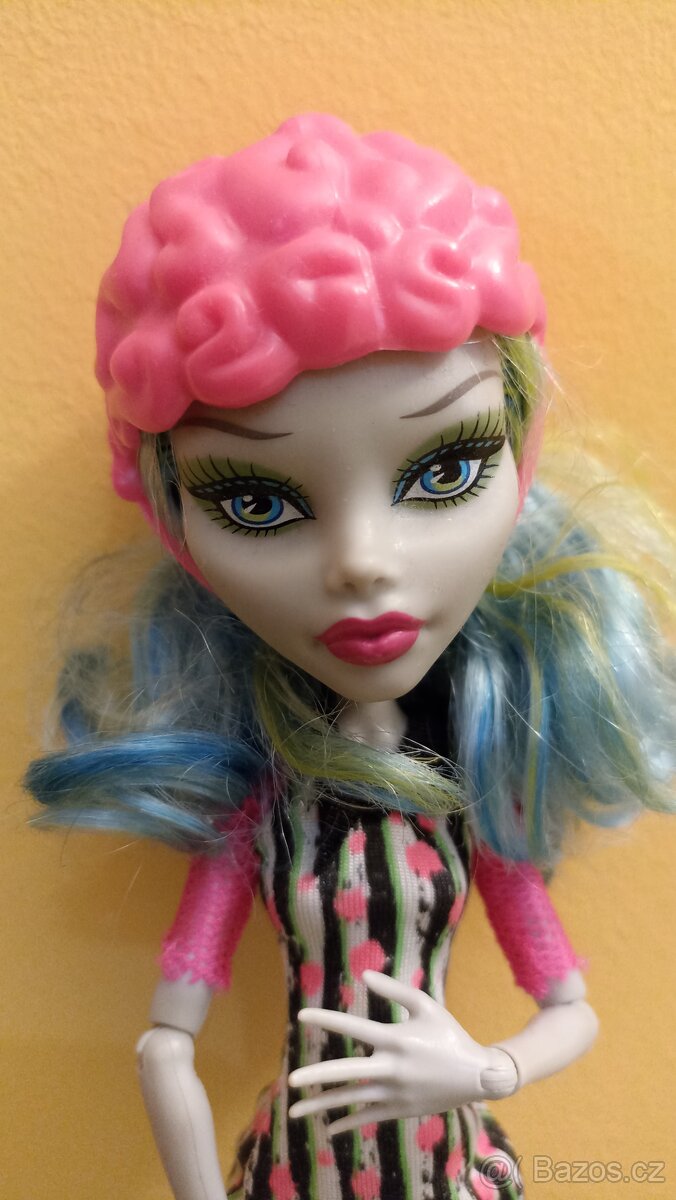 Monster high Ghoulia na bruslích