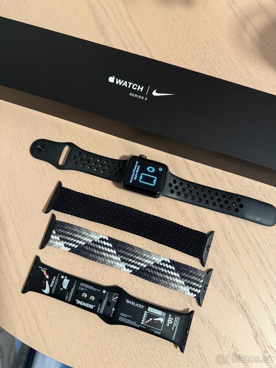 Apple Watch Series 3, Nike+, 38mm, vesmírně šedý, baterie 75