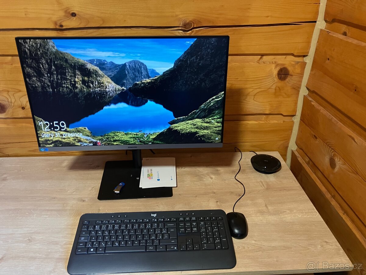 PC sestava, i7-10700, Z490M, RAM 32 GB + monitor Samsung 27